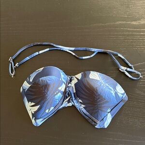 Mikoh Navy and White Leaf Print Bikini Top